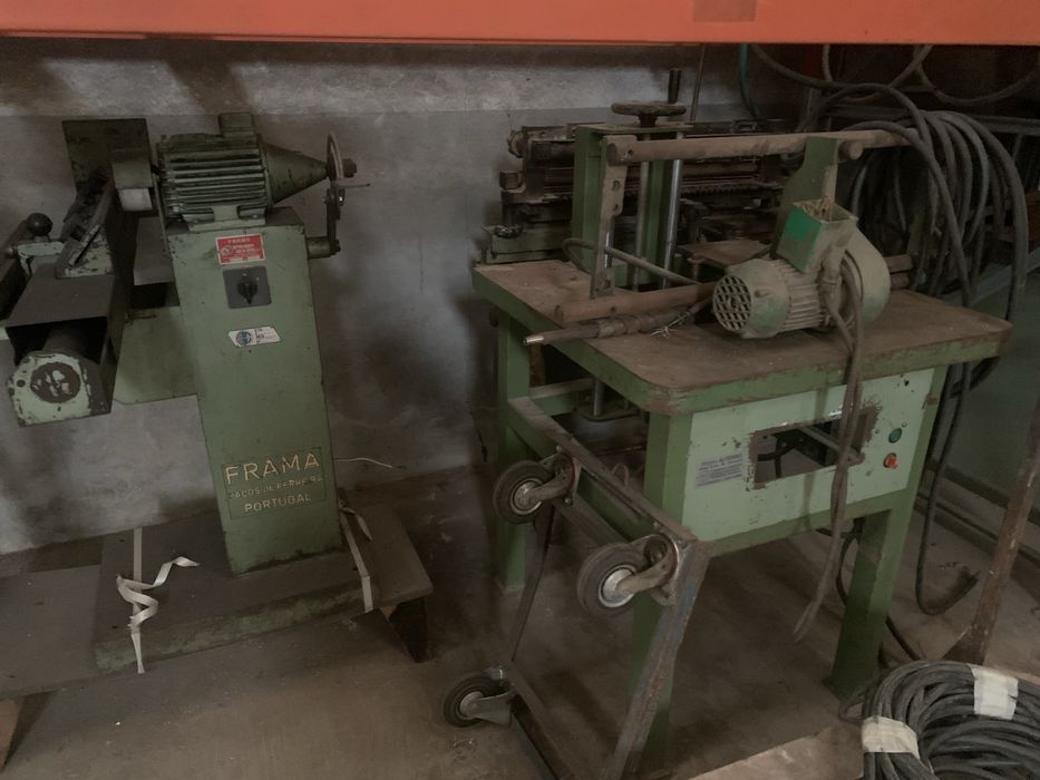 Banco de carpinteiro tenho 10 maquinas para venda