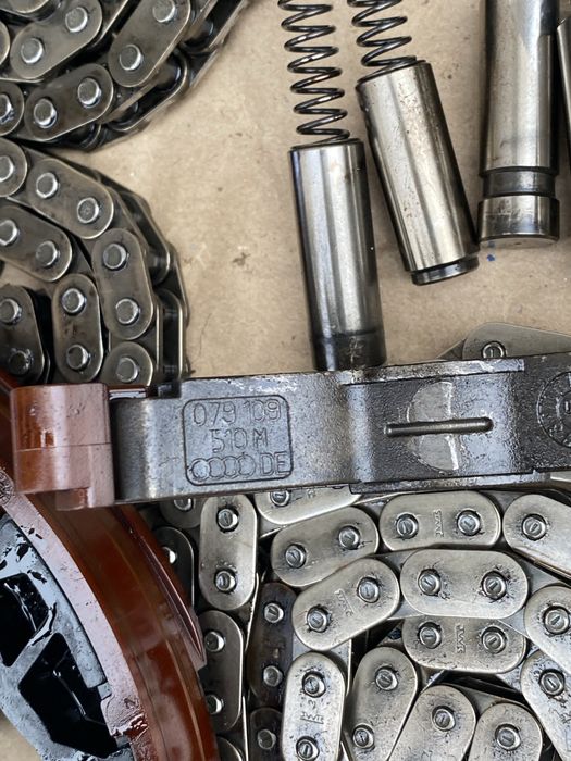 Ланцюг ГРМ (комплект; оригінал) Ауді А6С6 3.0 дизель