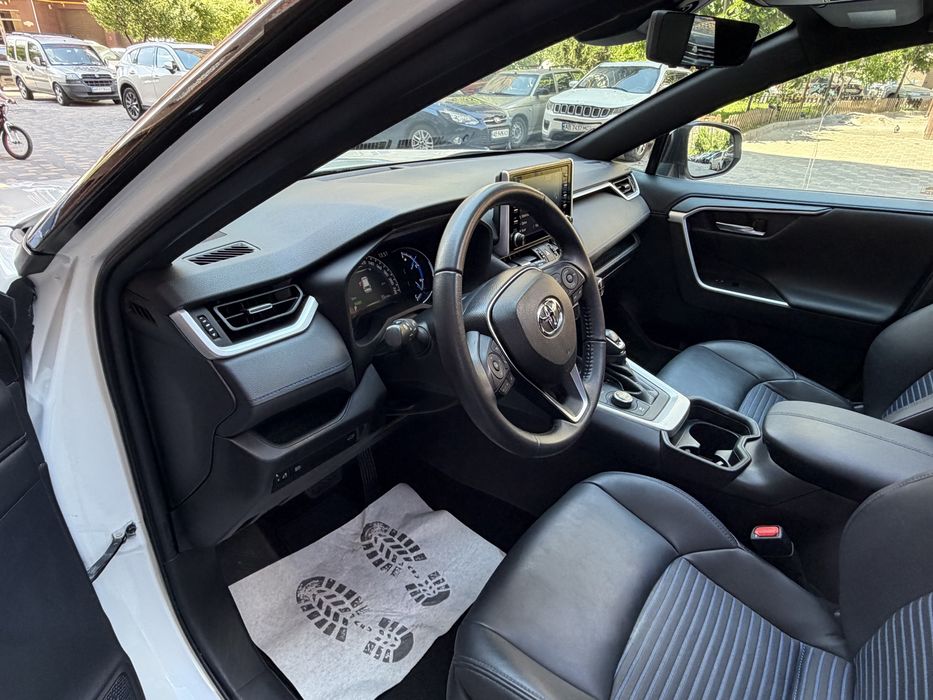 Rav 4 Hybrid XSE
