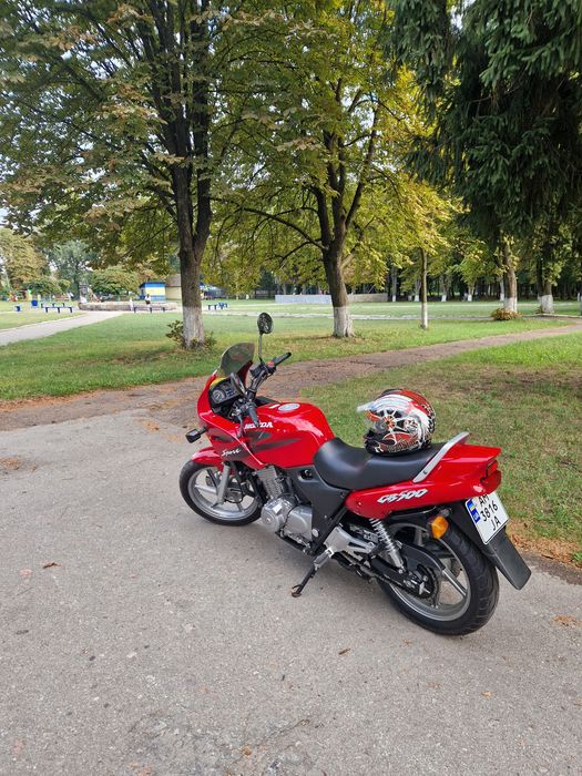 Продам Honda CB500S в гарному стані.