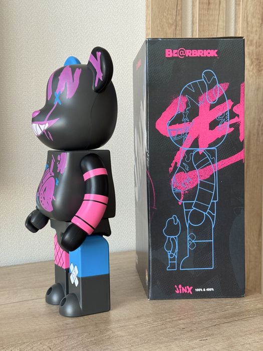 Фігурка Bearbrick Jinx Violent Bear 400%