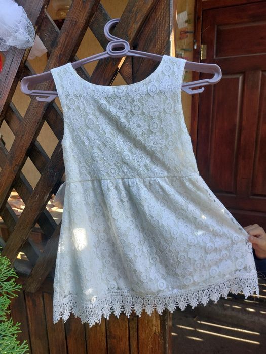 Біле мережево плаття платтячко 122 128 6 7 років