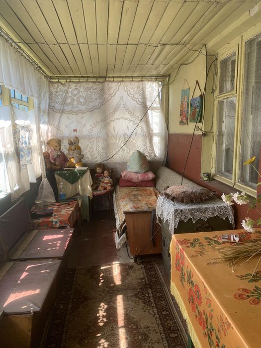Продам будинок в селі.