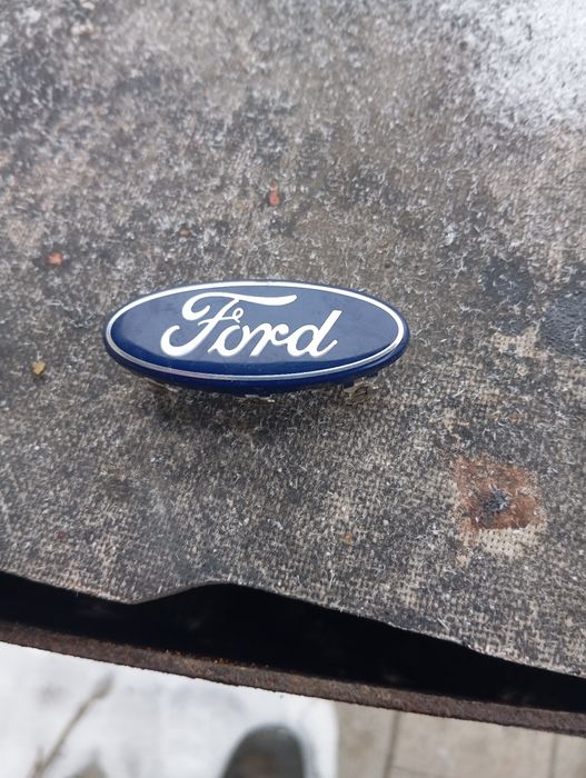 Эмблема, шильдик, значке Ford