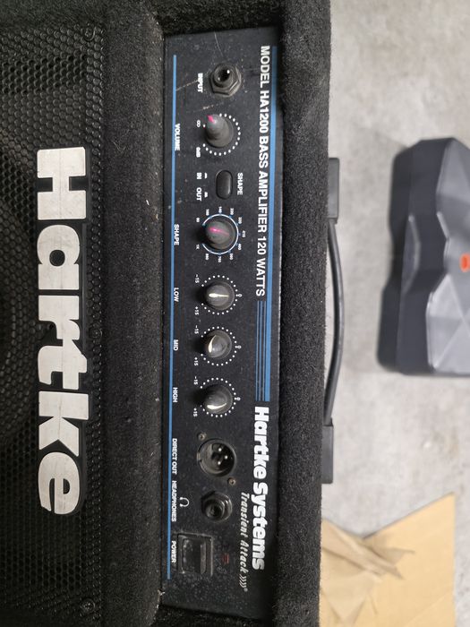 Hartke Kickback 12 120W Amplificador combo baixo
