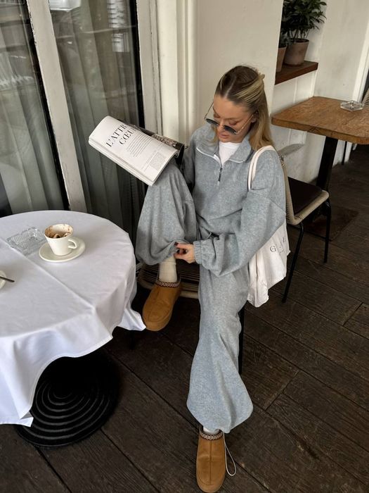 Дивовижий жіночий флісовий костюмчик