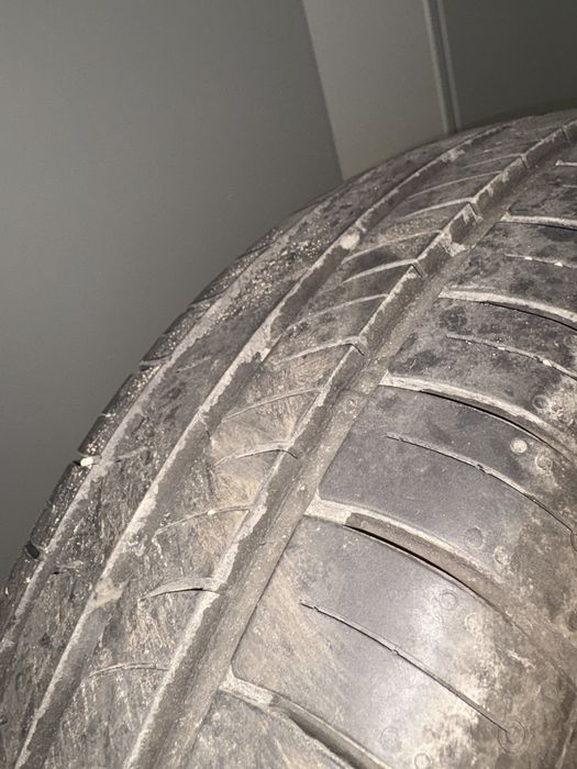Opony letnie Kumho 2 sztuki 185/65 R15
