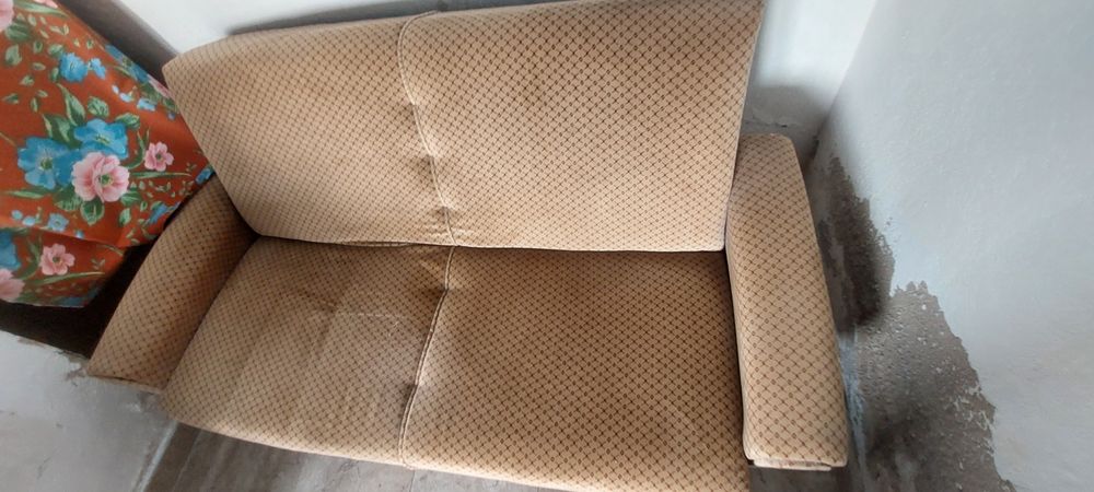 Sofás usados, antigos mas em bom estado