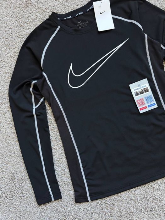 Рашгард термо Nike Pro Combat