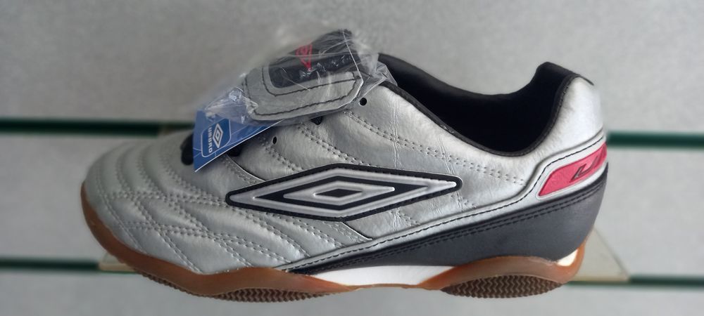 Tenis Umbro sport