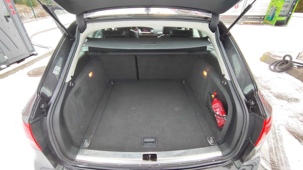 Audi A4 B8 2.0 TDI 140KM * Skóra * Klimatyzacja * Zadbany * Kombi