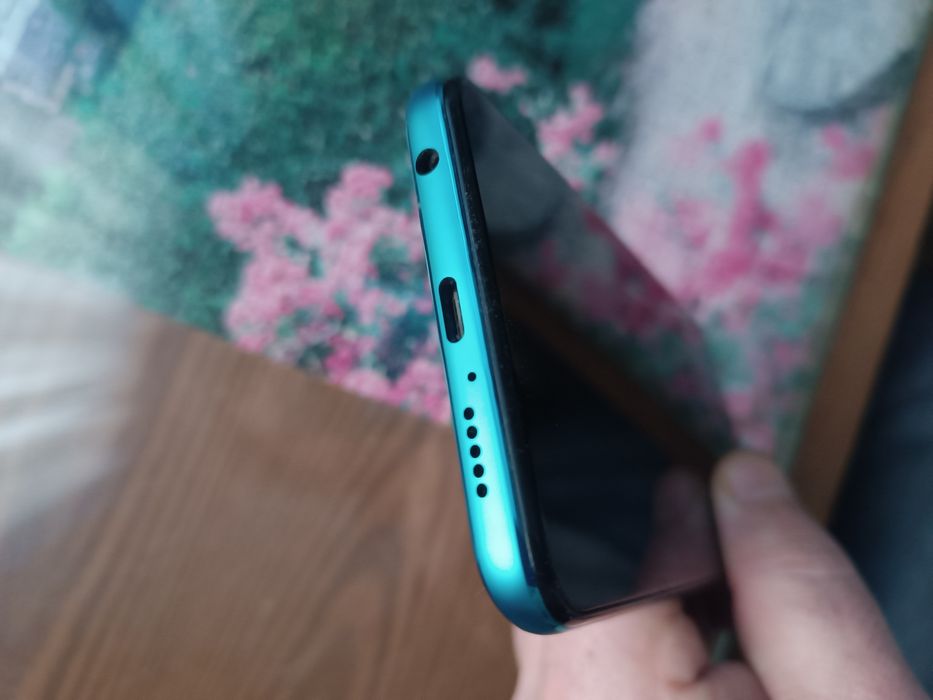 Продам Ксіомі редмі нот 9S  8/128gb