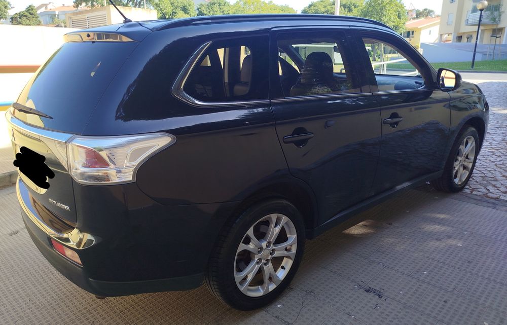 Mitsubishi Outlander 2.2DiD 150cv/7Lug/2014/Nacional/Excelente viatura