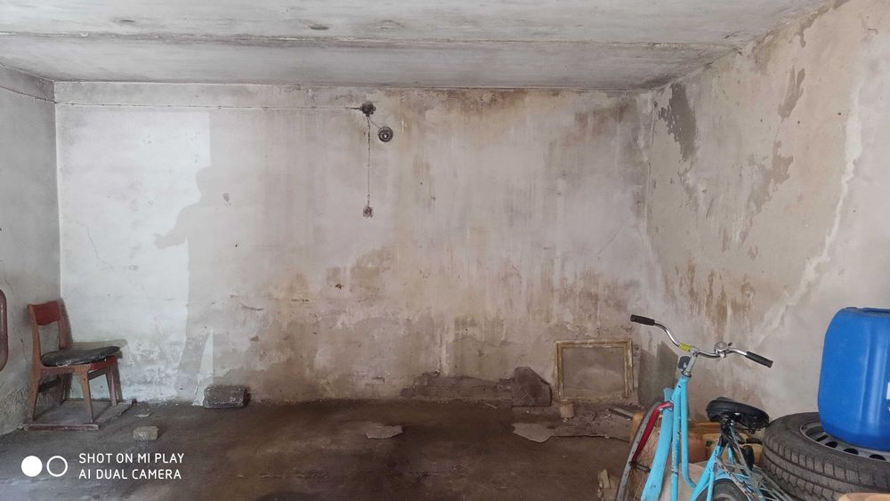 Гараж площею 27,5 кв.м у м.Миргород, вул.Гоголя, 80