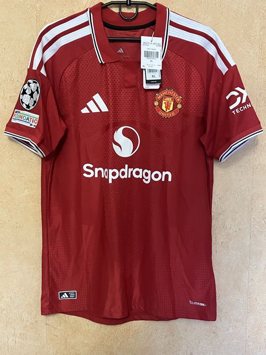 Джерси Manchester United No19 Mbeumo футбол