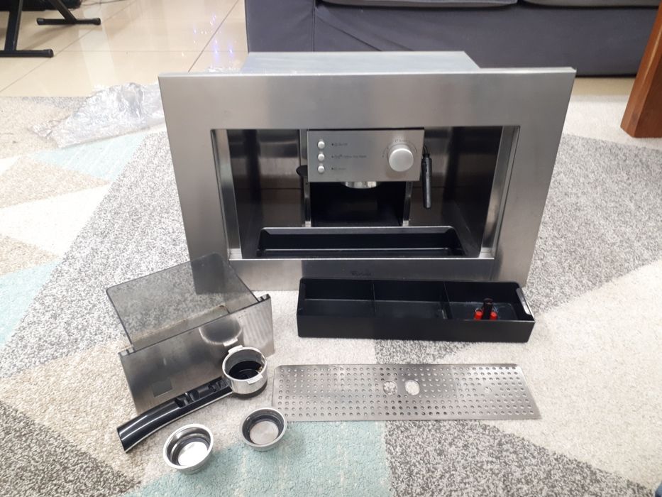 Ekspres do kawy do zabudowy Whirlpool