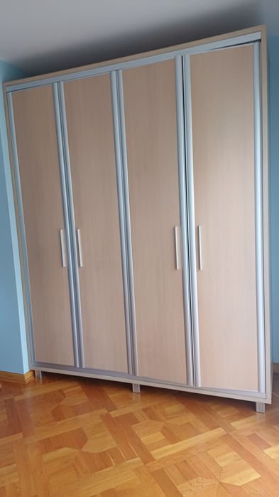 Szafa z łóżkiem chowanym 140x200 + materac – stan idealny