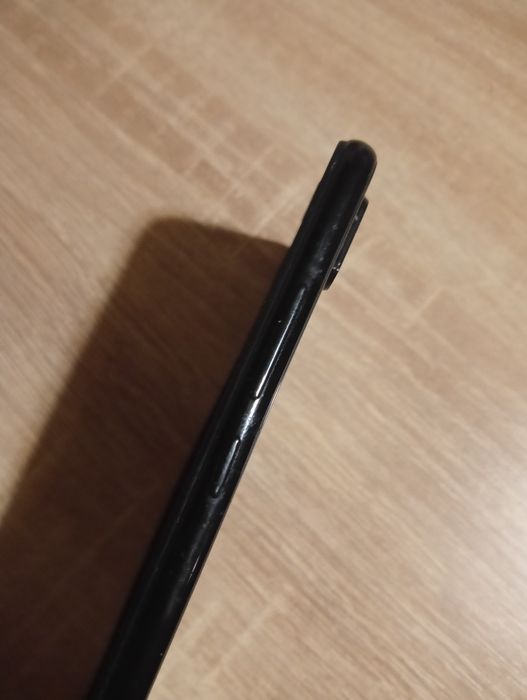 Смартфон Xiaomi Redmi Note 7.