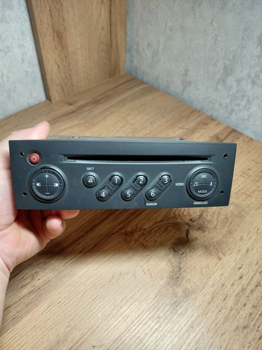 Магнітола Рено кенго