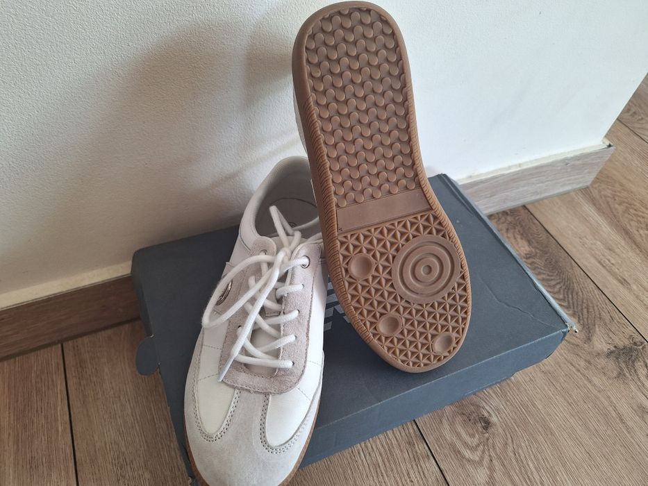 Buty adidasy Goodin 37