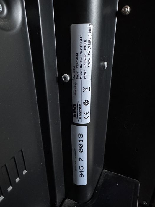 Prawie Nowy! Express do kawy pod zabudowe Electrolux