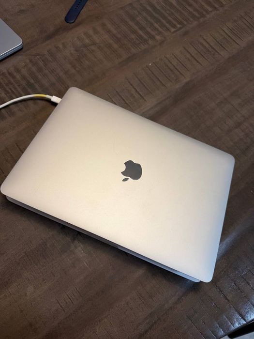 Macbook Pro 2020
