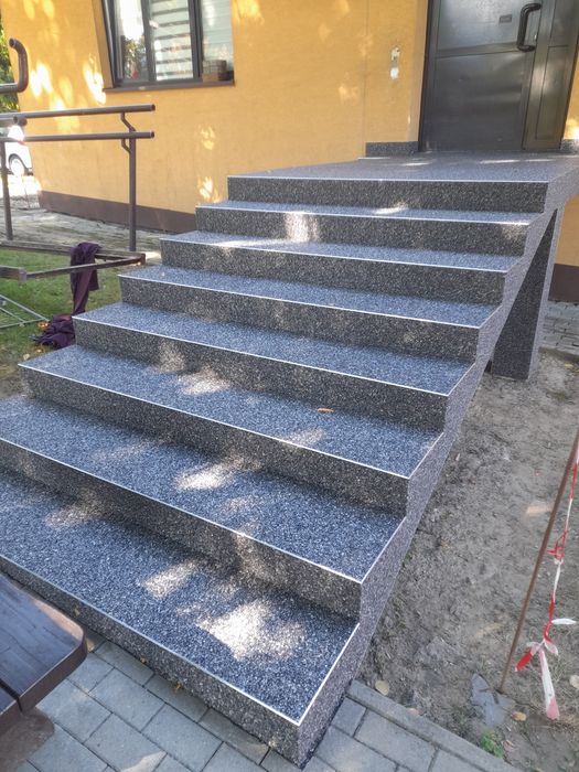 Kamienny Dywan Żywica zywica do garazu Microcement posadzki żywiczne