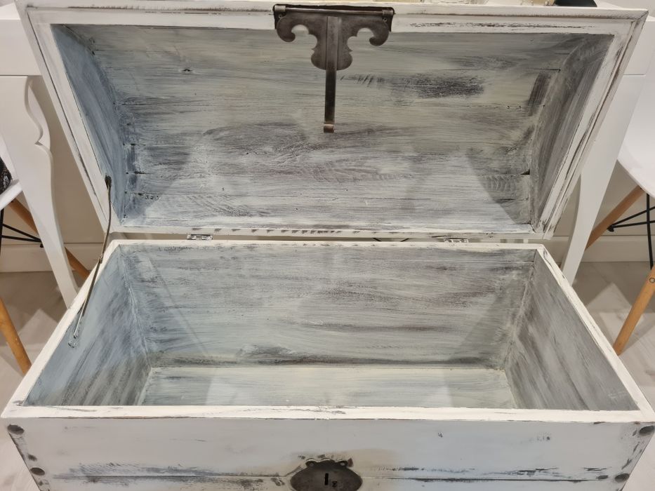 Solid Wood Chest64751010018307121