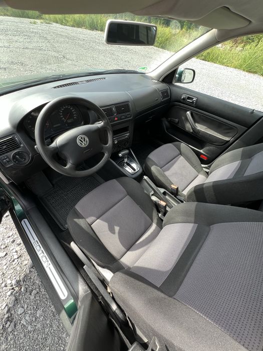 Volkswagen Golf 4 2000рік 1.6 АВТОМАТ