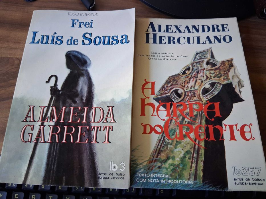 Livros diversos, em bom estado