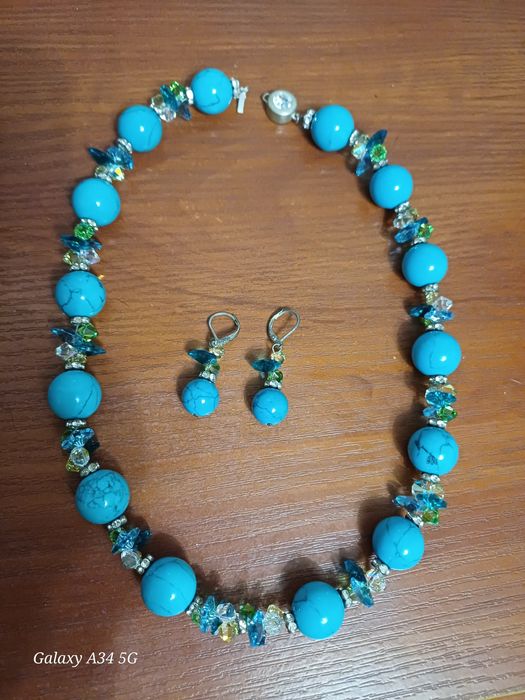 Бижутерия в отличном состоянии