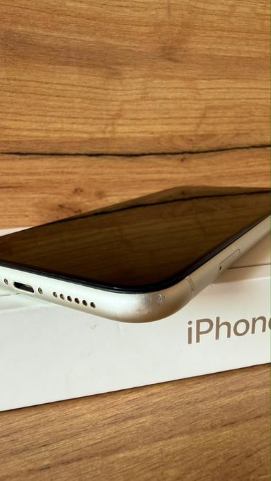 Apple iPhone 11 64 GB Biały | Bardzo dobry stan | Pudełko + akcesoria