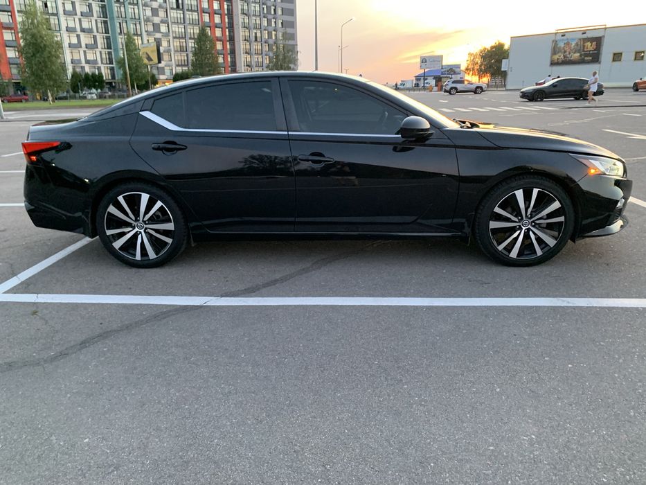 Nissan Altima SR 2020