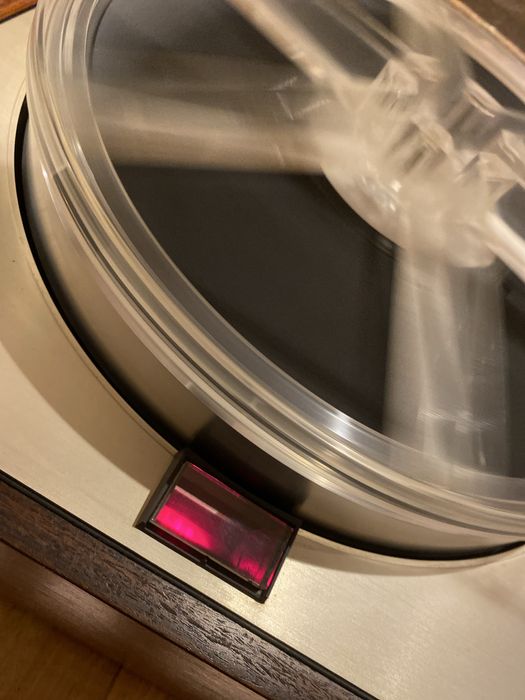 Gramofon Luxman PD 300