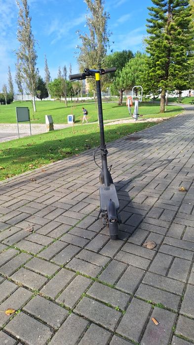 Trotinete Xiaomi Electric Scooter Essential Preta