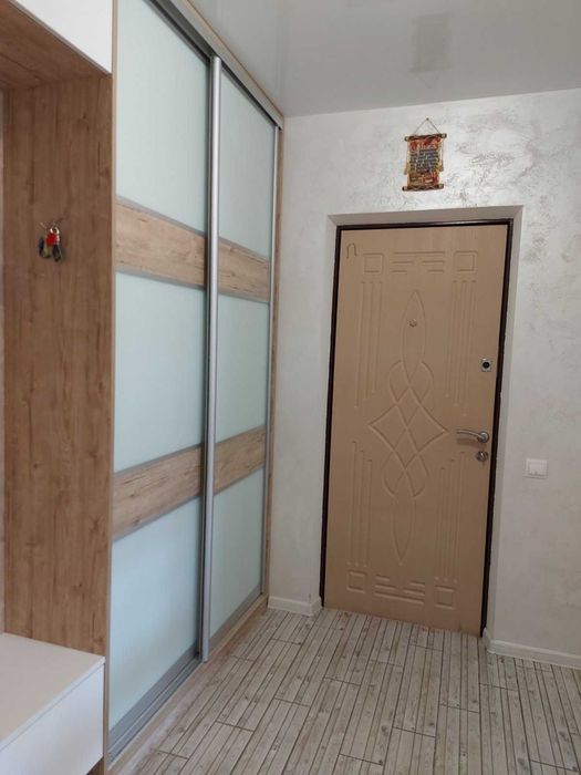 Продаж  2к квартири з автономним опаленням . Піски.  Є- Оселя