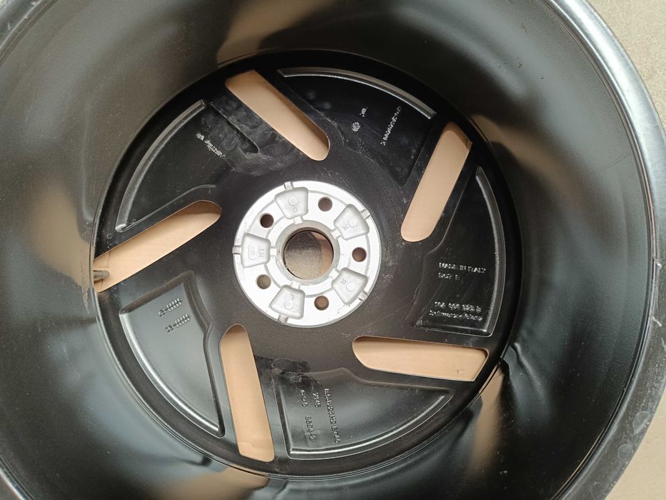 Felga Aluminiowa 11A601025B VW 8.5x21 5x112