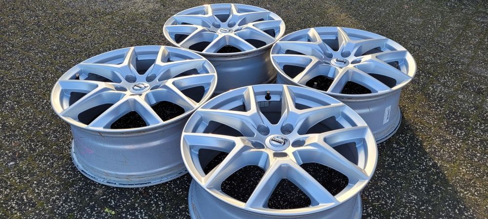 18" Volvo oryginal XC60 5x108  7,5j et50,5  V40 V60 V70 XC40  Idealne