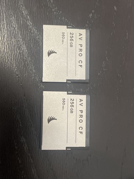 Cartoes Cfast 2.0 angelbird 2x256gb