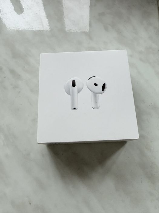 Airpods 4 ANC, нові