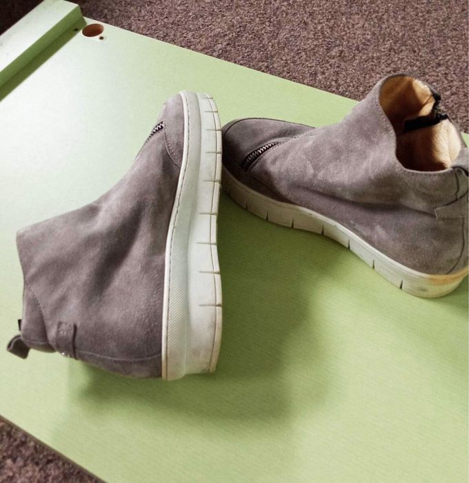 Zamsowe trampki botki Nude 36