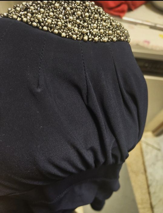 Vestido cocktail azul escuro brilhante elástico