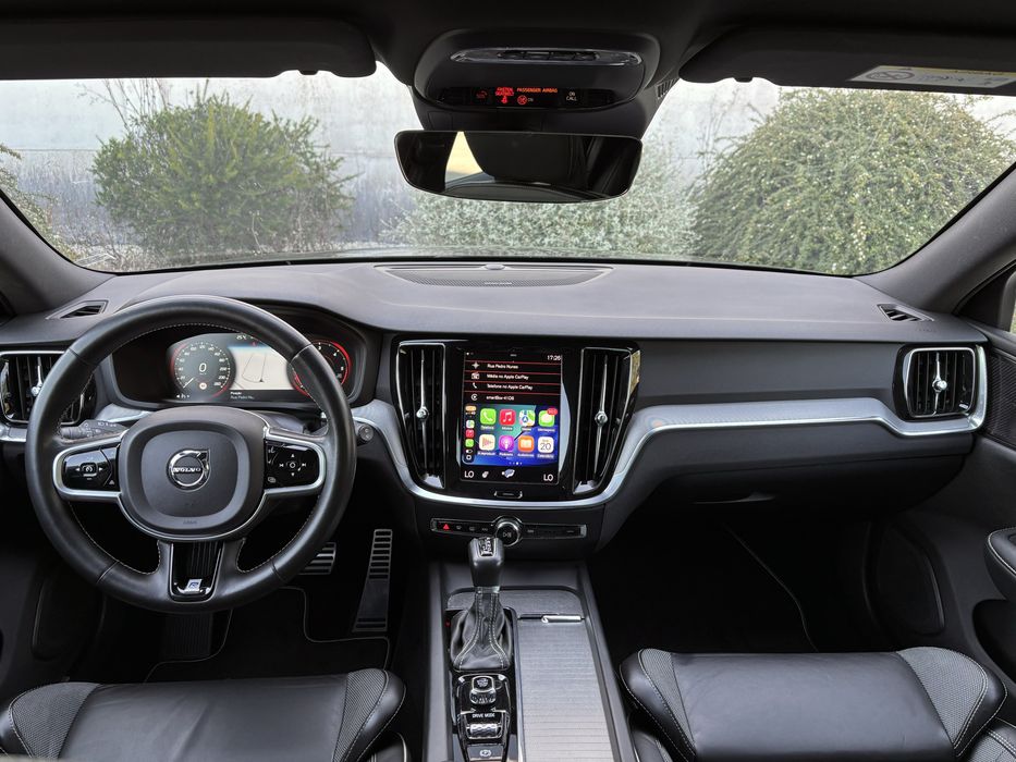 Volvo V60 D4 R-Design Auto 190cv | Nacional | Histórico de manutenção | Full Extras