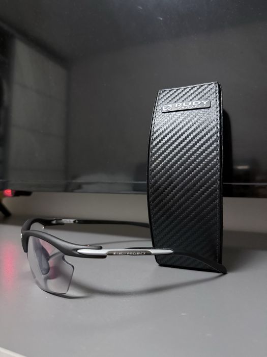 Продам фотохромні окуляри RuDY