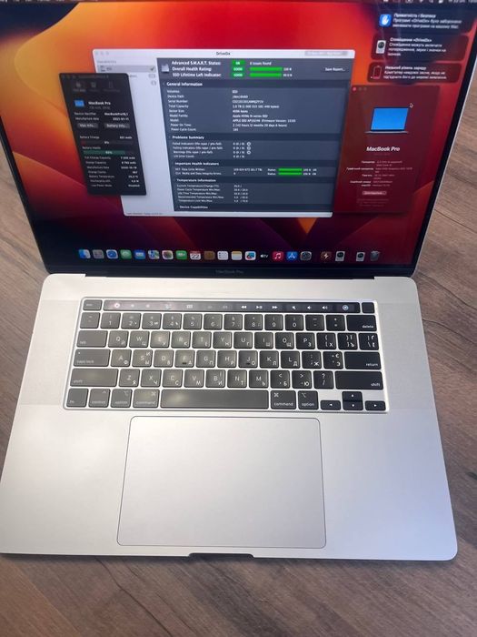 MacBook Apple  Pro 16 А2141 i9-SSD 1 tb озп 16, AMD Radion