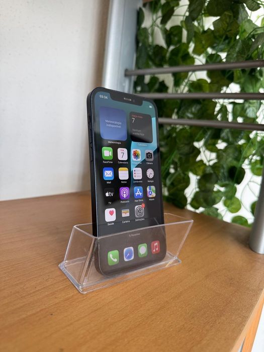 Apple iPhone 12
Especificações Técnicas:
Processador:
Process