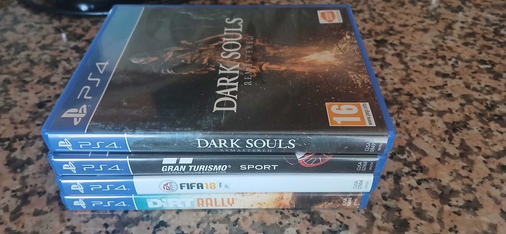 4 Jogos PS4 como Novos