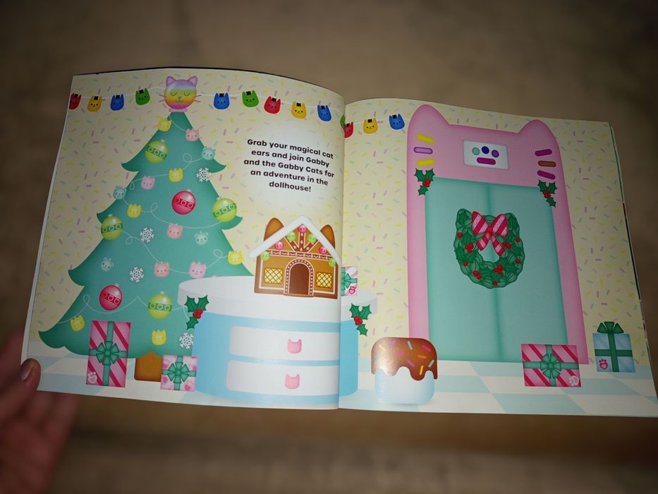 Книга DreamWorks Gabby's Dollhouse: Merry Christmas, Gabby Cats