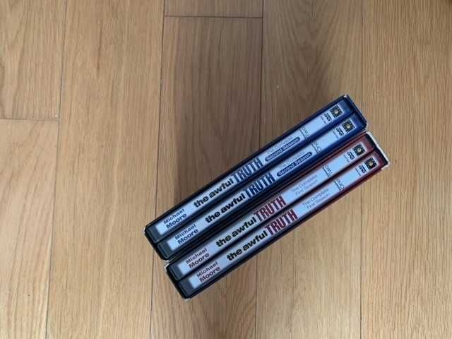 DVD Michael Moore - The Awful Truth - Season 1 e 2  (completo)