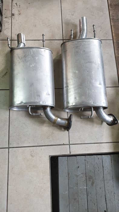 Глушитель LEXUS GS 300 3.0 350 3,5  тойота кемри